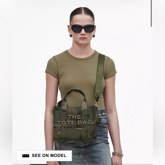 Marc Jacobs Green Camo Tote Bag - Picture 7 of 7